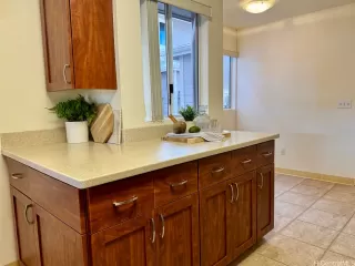 Photo #5: 202520768 Listing 