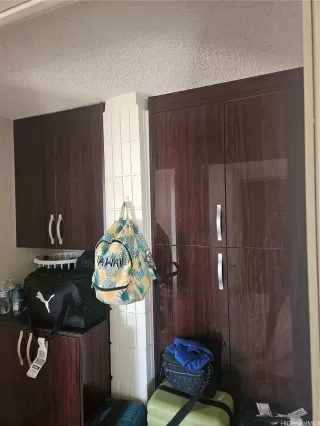 Photo #2: 202520785 Listing 