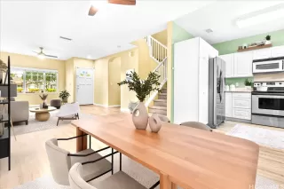 Photo #3: 202520804 Listing 