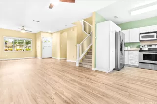 Photo #4: 202520804 Listing 