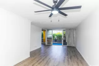 Photo #6: 202520819 Listing 