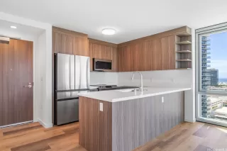 Photo #2: 202520834 Listing 