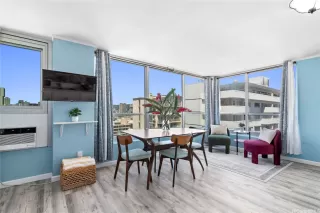 Photo #2: 202520849 Listing 