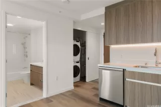 Photo #3: 202520863 Listing 