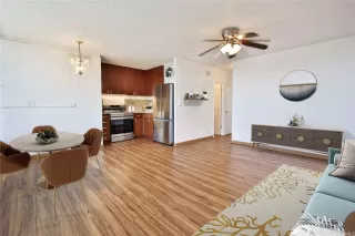 Photo #5: 202520864 Listing 