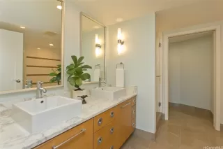 Photo #5: 202520865 Listing 