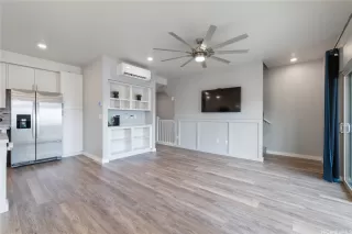 Photo #4: 202520886 Listing 