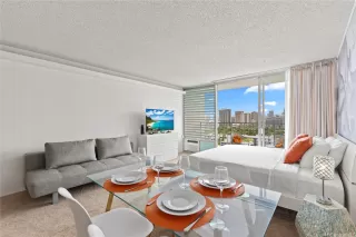 Photo #3: 202520889 Listing 