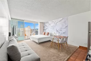 Photo #4: 202520889 Listing 