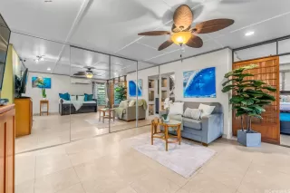 Photo #6: 202520893 Listing 