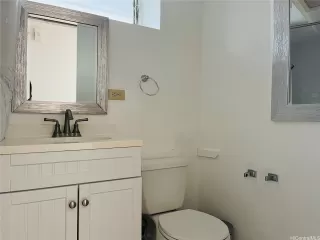 Photo #4: 202520903 Listing 