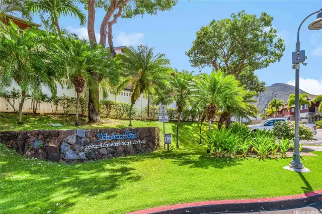 MLS: 202520912 Condo For Sale