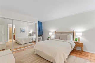 Photo #5: 202520925 Listing 