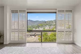 Photo #2: 202520926 Listing 