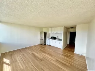 Photo #2: 202520936 Listing 