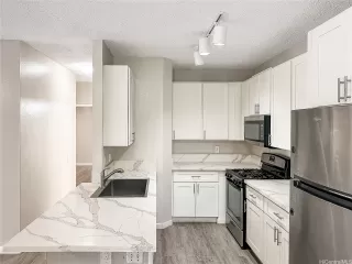 Photo #3: 202520944 Listing 