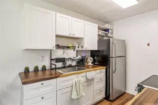 Photo #6: 202520945 Listing 