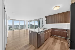 Photo #3: 202520964 Listing 