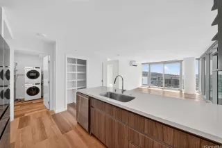 Photo #6: 202520964 Listing 