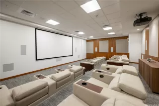 Photo #6: 202520972 Listing 