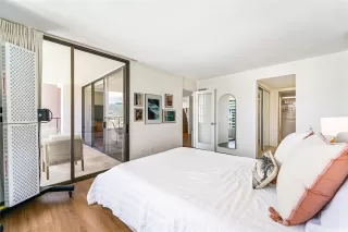 Photo #3: 202520977 Listing 