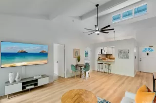 Photo #2: 202520988 Listing 