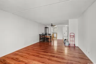 Photo #3: 202521001 Listing