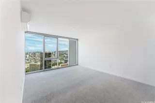 Photo #4: 202521039 Listing 