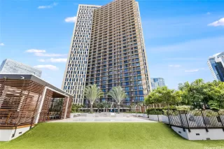 Photo #3: 202521042 Listing 