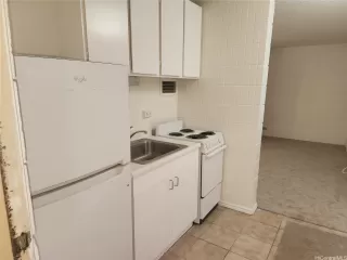 Photo #3: 202521092 Listing 