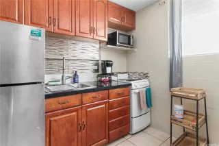 Photo #2: 202521112 Listing 