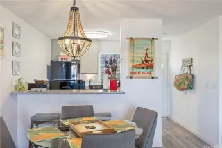 Photo #2: 202521128 Listing 