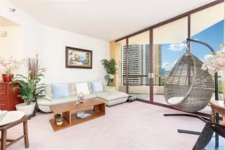 Photo #2: 202521129 Listing 