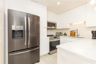 Photo #5: 202521129 Listing 