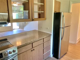 Photo #4: 202521160 Listing 