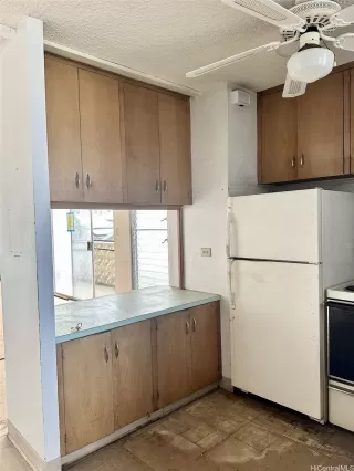 Photo #3: 202521178 Listing 