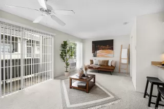 Photo #2: 202521186 Listing 