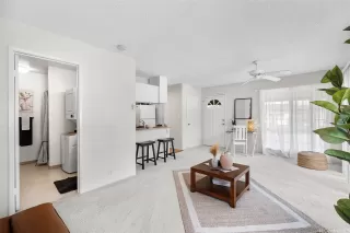 Photo #4: 202521186 Listing 