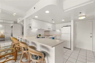 Photo #3: 202521197 Listing 