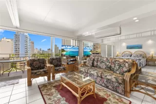 Photo #4: 202521197 Listing 