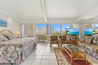 Photo #5: 202521197 Listing 