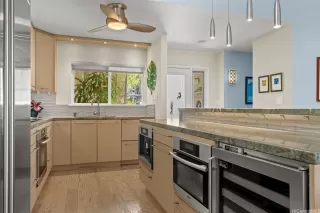 Photo #4: 202521206 Listing 