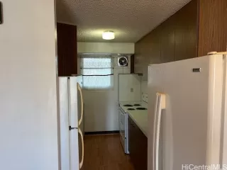 Photo #4: 202521217 Listing 