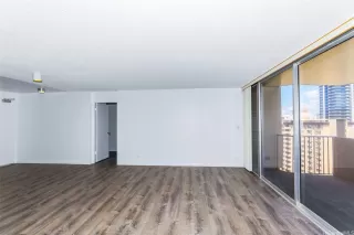 Photo #4: 202521260 Listing 