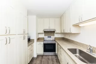 Photo #5: 202521260 Listing 