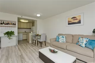 Photo #5: 202521262 Listing 