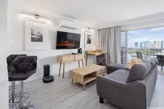 Photo #3: 202521294 Listing 