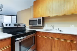 Photo #5: 202521321 Listing 