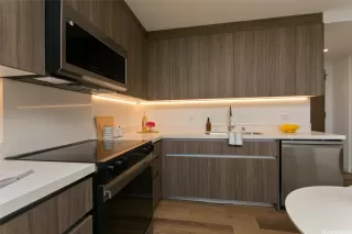 Photo #5: 202521323 Listing 