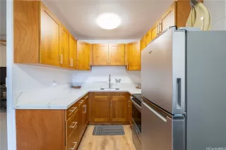 Photo #6: 202521326 Listing 